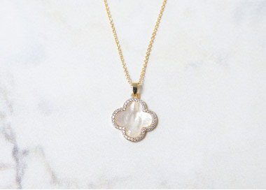 The Clover Collection Pendant 15mm Nude Pearl Including Adjustable Necklace up to 45cm