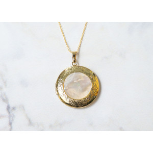 The Gemstone Collection Locket 30mm Nude Pearl Including Adjustable Necklace up to 45cm