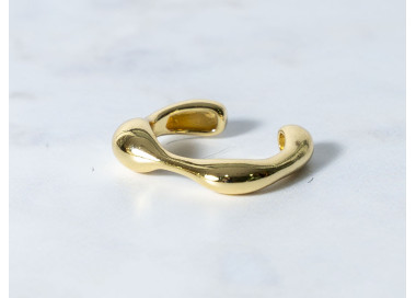 The Infinity Ring Collection Elegance and Chic Freesize Non Tarnish Gold Colour