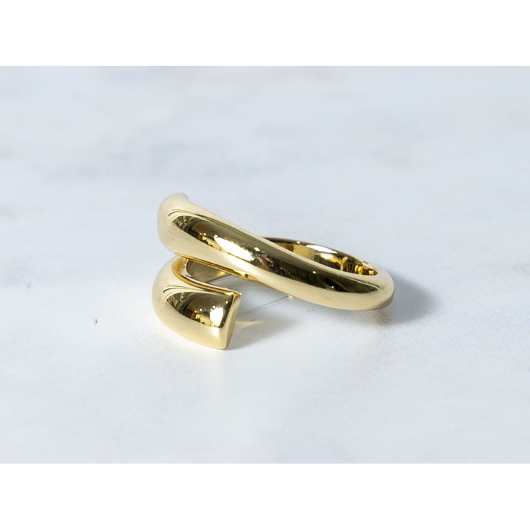 The Infinity Ring Collection Elegance and Chic Freesize Non Tarnish Gold Colour