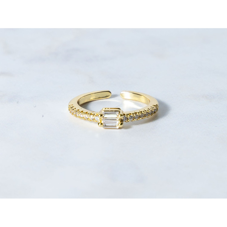 The Infinity Ring Collection Elegance and Chic Freesize Non Tarnish Gold Colour