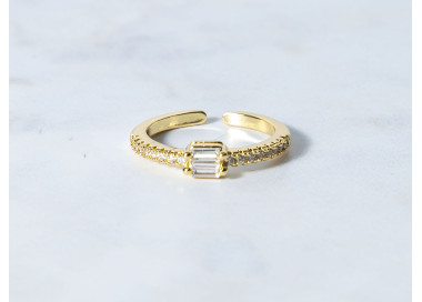 The Infinity Ring Collection Elegance and Chic Freesize Non Tarnish Gold Colour