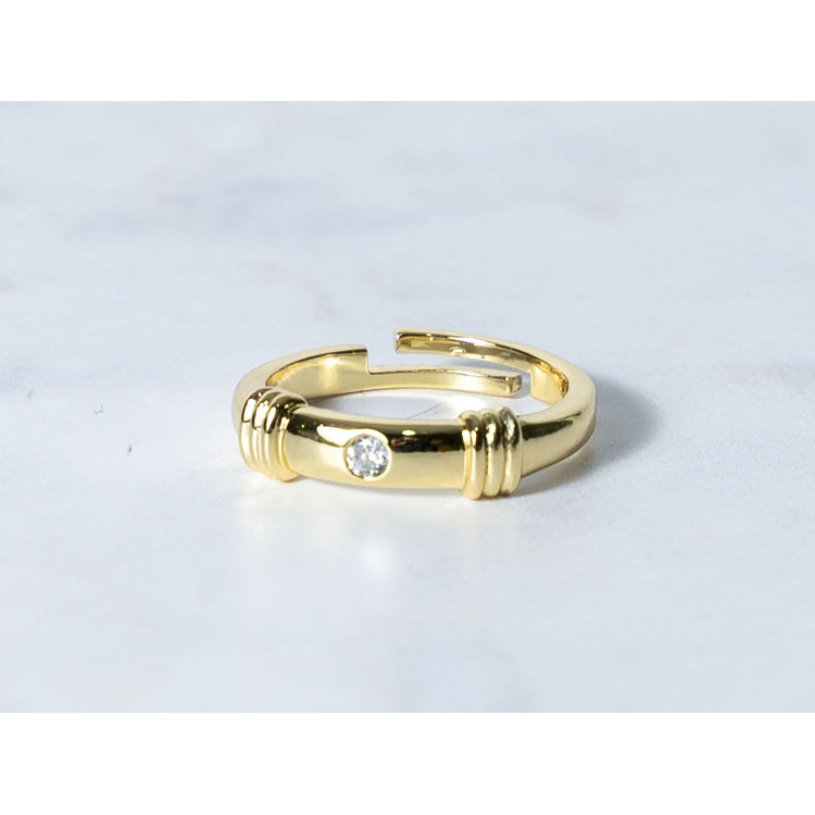 The Infinity Ring Collection Elegance and Chic Freesize Non Tarnish Gold Colour