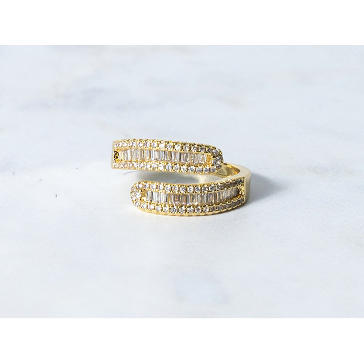 The Infinity Ring Collection Elegance and Chic Freesize Non Tarnish Gold Colour