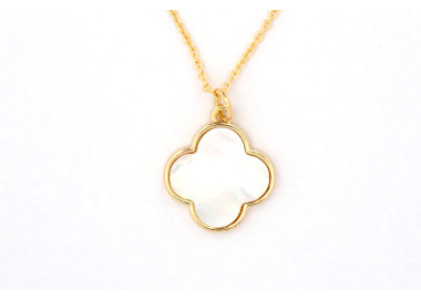 The Clover Collection Pendant 15mm Nude Pearl Including Adjustable Necklace up to 45cm