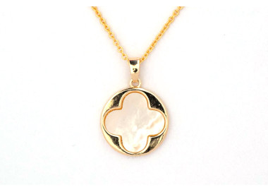 The Clover Collection Pendant 15mm Nude Pearl Including Adjustable Necklace up to 45cm