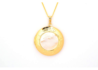 The Gemstone Collection Locket 30mm Nude Pearl Including Adjustable Necklace up to 45cm