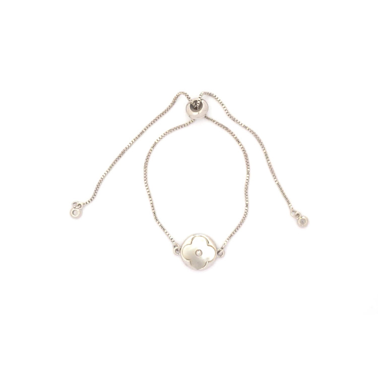 The Clover Collection Bracelet 10mm Pearl Chrome Freesize With Adjustable Bracelet