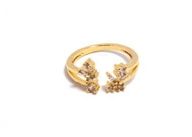 The Infinity Ring Collection Elegance and Chic Freesize Non Tarnish Gold Colour