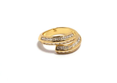 The Infinity Ring Collection Elegance and Chic Freesize Non Tarnish Gold Colour