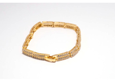 Chic Collection Bracelet Non Tarnish Gold Colour