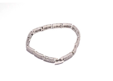 Chic Collection Bracelet Non Tarnish Silver Colour