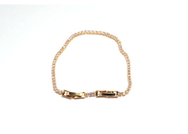 Chic Collection Bracelet Non Tarnish Gold Colour