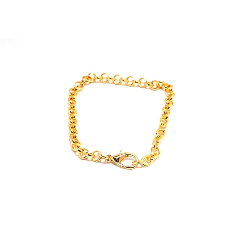 Chic Collection Bracelet Non Tarnish Gold Colour Chic Collection Bracelet Non Tarnish Gold Colour