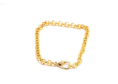 Chic Collection Bracelet Non Tarnish Gold Colour