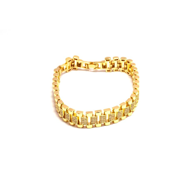 Chic Collection Bracelet Non Tarnish Gold Colour Chic Collection Bracelet Non Tarnish Gold Colour