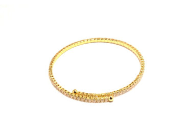 Chic Collection Bracelet Non Tarnish Gold Colour