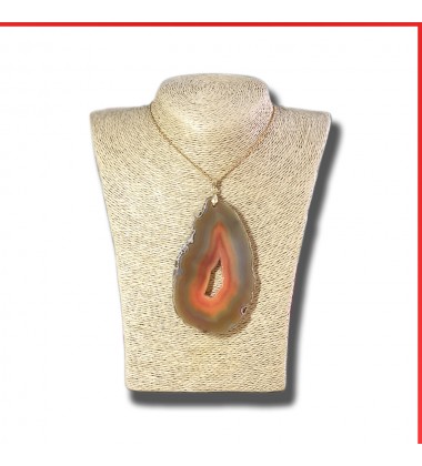 Agate Gemstone Pendant on a silver coloured necklace
